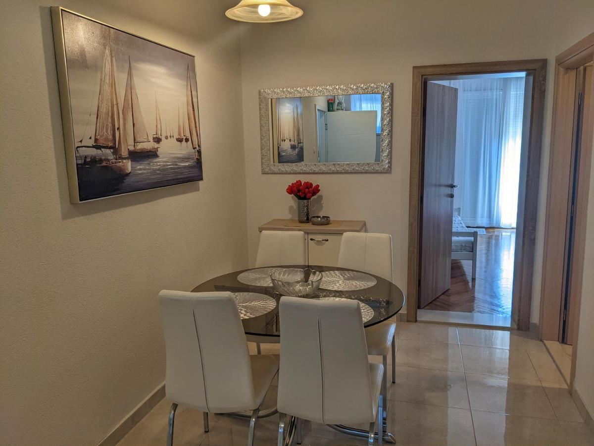 Mirjana & Ivo Apartment Makarska Luaran gambar