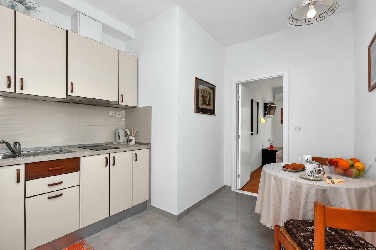 Mirjana & Ivo Apartment Makarska Luaran gambar